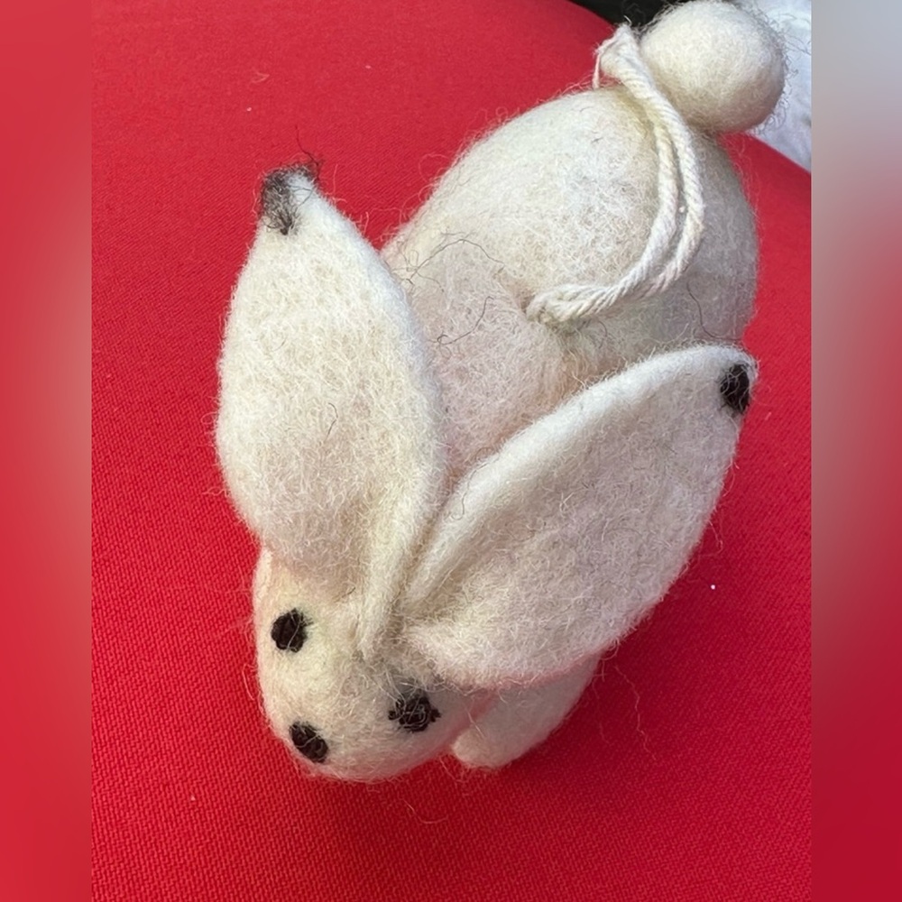 CHRISTMAS 🎄 White Felt Bunny Ornament